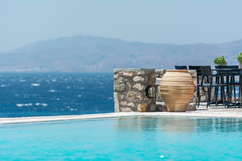 Capo Di Mykonos Resort Agios Ioannis Diakoftis Exterior photo